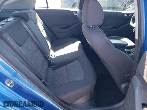 ✅ 2018 Hyundai Ioniq Blue • VIN: KMHC65LC5JU101751 • Лот: 69123284. Размещён на Copart с пробегом 253 012 миль миль. Получите бесплатный доступ к архиву аукционных продаж из США и посмотрите подробный отчёт об истории автомобиля на DreamBid. Изображение 10.