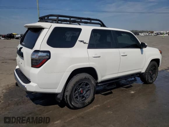 ✅ 2023 Toyota 4Runner TRD Off Road Premium • VIN: JTERU5JR0P6193548 • Lot: 80872835. Listed on Copart with 33,709 mi. Free auction sales archive from the USA and detailed vehicle history report at DreamBid. Image 3.
