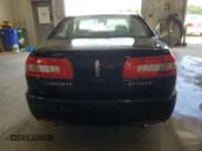 ✅ 2006 Lincoln Zephyr • VIN: 3LNHM26176R637622 • Lot: 70240224. Wystawiony na Copart z przebiegiem 169 457 mil. Bezpłatny archiwum sprzedaży aukcyjnych z USA i szczegółowy raport historii pojazdu na DreamBid. Zdjęcie 6.