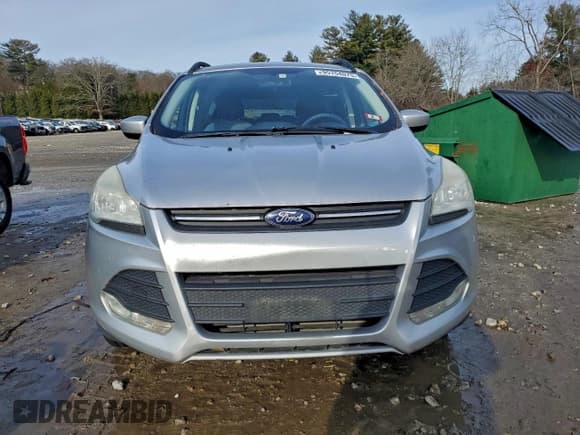 ✅ 2014 Ford Escape SE • VIN: 1FMCU0GX5EUA49534 • Lot: 95154075. Wystawiony na Copart z przebiegiem 146 564 mil. Bezpłatny archiwum sprzedaży aukcyjnych z USA i szczegółowy raport historii pojazdu na DreamBid. Zdjęcie 5.