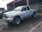 2005 Dodge 3500 SLT z VIN 3D7LS38C15G791333, wystawiony jako IAAI lot #40892553 z przebiegiem 188 933 mil mil oraz . Historia ofert i sprzedaży dostępna na DreamBid. Obrazek 17.