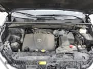 ✅ 2017 Toyota Highlander LE • VIN: 5TDBZRFH9HS413950 • Lot: 82098185. Listed on Copart with 60,700 mi. Free auction sales archive from the USA and detailed vehicle history report at DreamBid. Image 12.