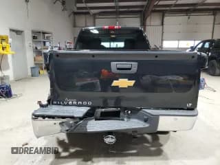 ✅ 2013 Chevrolet Silverado 1500 LT • VIN: 1GCRKSE73DZ390435 • Lot: 81730703. Listed on Copart with 183,116 mi. Free auction sales archive from the USA and detailed vehicle history report at DreamBid. Image 6.