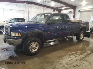 ✅ 2002 Dodge 2500 • VIN: 3B7KF23682M264814 • Lot: 86186845. Wystawiony na Copart z przebiegiem 282 713 mil. Bezpłatny archiwum sprzedaży aukcyjnych z USA i szczegółowy raport historii pojazdu na DreamBid. Zdjęcie 1.