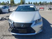 ✅ 2017 Lexus ES 350 • VIN: 58ABK1GGXHU063188 • Lot: 43137949. Listed on IAAI with 35,171 mi. Free auction sales archive from the USA and detailed vehicle history report at DreamBid. Image 12.