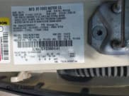 ✅ 2014 Lincoln MKZ • VIN: 3LN6L2G93ER804541 • Lot: 42361292. Wystawiony na IAAI z przebiegiem 94 207 mil. Bezpłatny archiwum sprzedaży aukcyjnych z USA i szczegółowy raport historii pojazdu na DreamBid. Zdjęcie 9.