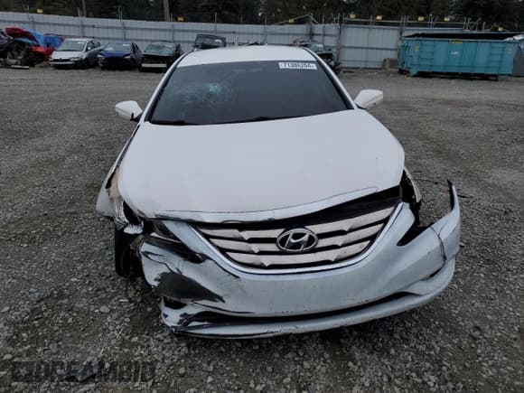 ✅ 2013 Hyundai Sonata SE • VIN: 5NPEC4AB1DH567167 • Lot: 71386204. Wystawiony na Copart z przebiegiem 209 527 mil. Bezpłatny archiwum sprzedaży aukcyjnych z USA i szczegółowy raport historii pojazdu na DreamBid. Zdjęcie 5.
