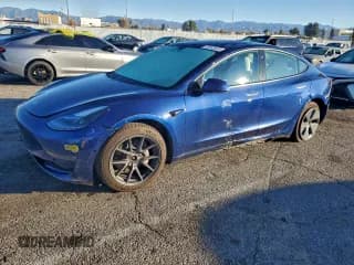 ✅ 2022 Tesla Model 3 Long Range • VIN: 5YJ3E1EB1NF133177 • Лот: 93503835. Опубликован ранее на Copart с пробегом 52 089 миль. Бесплатный доступ к архиву аукционных продаж из США и подробный отчёт об истории автомобиля на DreamBid. Изображение 1.