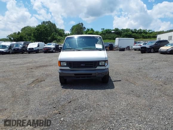 ✅ 2007 Ford Econoline Cargo Commercial • VIN: 1FTNE24W87DB00058 • Лот: 42342560. Опубликован ранее на IAAI с пробегом 283 309 миль. Бесплатный доступ к архиву аукционных продаж из США и подробный отчёт об истории автомобиля на DreamBid. Изображение 12.