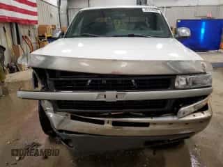 2000 Chevrolet Silverado 1500 LS z VIN 2GCEK19T7Y1274900, wystawiony jako Copart lot #85154095 z przebiegiem 180 090 mil mil oraz Czysty tytuł • Clean title. Historia ofert i sprzedaży dostępna na DreamBid. Obrazek 5.