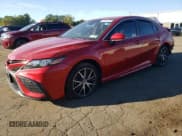 ✅ 2022 Toyota Camry SE • VIN: 4T1G11BKXNU064526 • Lot: 84921785. Wystawiony na Copart z przebiegiem 47 053 mil. Bezpłatny archiwum sprzedaży aukcyjnych z USA i szczegółowy raport historii pojazdu na DreamBid. Zdjęcie 1.