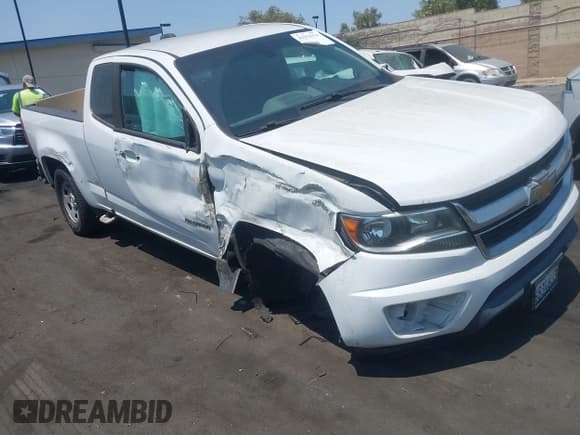 ✅ 2018 Chevrolet Colorado 2WD Work Truck • VIN: 1GCHSBEA6J1140043 • Lot: 42952974. Wystawiony na IAAI z przebiegiem 131 712 mil. Bezpłatny archiwum sprzedaży aukcyjnych z USA i szczegółowy raport historii pojazdu na DreamBid. Zdjęcie 1.