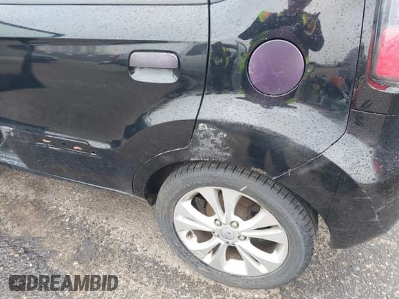 ✅ 2010 Kia Soul + • VIN: KNDJT2A28A7066280 • Lot: 41965747. Listed on IAAI with Not provided. Free auction sales archive from the USA and detailed vehicle history report at DreamBid. Image 6.