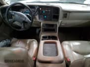 ✅ 2005 Chevrolet Suburban Z71 • VIN: 3GNFK16Z85G199745 • Лот: 53640475. Опубликован ранее на Copart с пробегом 290 849 миль. Бесплатный доступ к архиву аукционных продаж из США и подробный отчёт об истории автомобиля на DreamBid. Изображение 8.