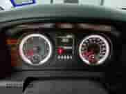 2017 Ram 1500 Tradesman z VIN 3C6JR6DG8HG768716, wystawiony jako Copart lot #80923085 z przebiegiem 154 341 mil mil oraz Czysty tytuł • Clean title. Historia ofert i sprzedaży dostępna na DreamBid. Obrazek 9.