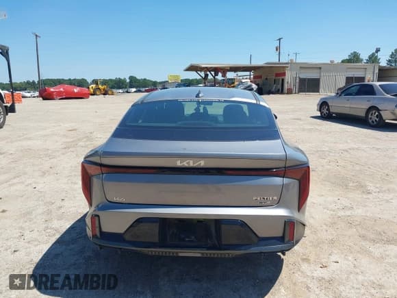 ✅ 2025 Kia K4 GT-Line • VIN: 3KPFW4DE7SE075956 • Лот: 43181104. Опубликован ранее на IAAI с пробегом 8 524 миль. Бесплатный доступ к архиву аукционных продаж из США и подробный отчёт об истории автомобиля на DreamBid. Изображение 17.