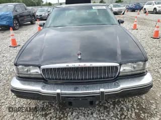 ✅ 1994 Buick Park Avenue Ultra • VIN: 1G4CU5219RH615208 • Lot: 56665505. Listed on Copart with 68,942 mi. Free auction sales archive from the USA and detailed vehicle history report at DreamBid. Image 5.