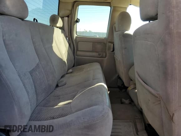 ✅ 2004 Chevrolet Silverado 1500 LS • VIN: 1GCEC19T24Z353356 • Lot: 73053664. Listed on Copart with 409,722 mi. Free auction sales archive from the USA and detailed vehicle history report at DreamBid. Image 10.