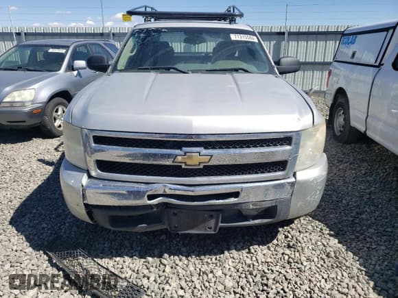 ✅ 2011 Chevrolet Silverado 1500 LS • VIN: 1GCRCREA9BZ306830 • Lot: 71315584. Listed on Copart with Not provided. Free auction sales archive from the USA and detailed vehicle history report at DreamBid. Image 5.