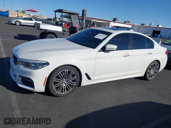 ✅ 2017 BMW 5 Series 540i xDrive • VIN: WBAJE7C34HG887610 • Лот: 43365683. Опубликован ранее на IAAI с пробегом 146 516 миль. Бесплатный доступ к архиву аукционных продаж из США и подробный отчёт об истории автомобиля на DreamBid. Изображение 14.