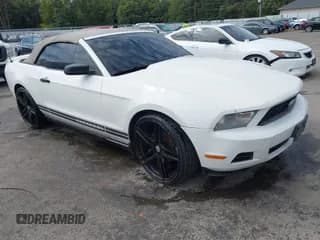 ✅ 2010 Ford Mustang V6 • VIN: 1ZVBP8EN8A5142461 • Lot: 43411465. Listed on IAAI with 170,484 mi. Free auction sales archive from the USA and detailed vehicle history report at DreamBid. Image 1.
