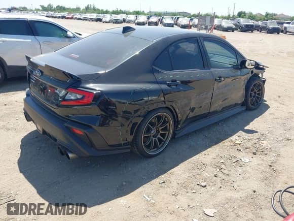 ✅ 2022 Subaru WRX • VIN: JF1VBAA62N9013012 • Lot: 41986870. Listed on IAAI with 37,315 mi. Free auction sales archive from the USA and detailed vehicle history report at DreamBid. Image 4.