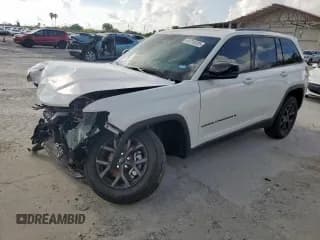 ✅ 2025 Jeep Grand Cherokee Altitude X • VIN: 1C4RJHAG5SC264668 • Лот: 61715205. Опубликован ранее на Copart с пробегом Не указан. Бесплатный доступ к архиву аукционных продаж из США и подробный отчёт об истории автомобиля на DreamBid. Изображение 1.