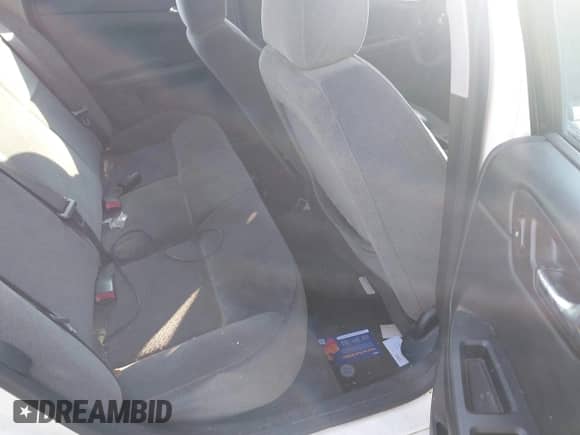 2008 Chevrolet Impala LS z VIN 2G1WB58KX89116307, wystawiony jako IAAI lot #42606611 z przebiegiem 251 682 mil mil oraz . Historia ofert i sprzedaży dostępna na DreamBid. Obrazek 8.