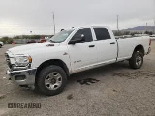 ✅ 2020 Ram 2500 Tradesman • VIN: 3C6UR5HL5LG163284 • Lot: 82339494. Listed on Copart with 104,443 mi. Free auction sales archive from the USA and detailed vehicle history report at DreamBid. Image 1.