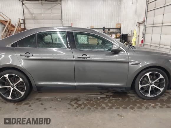 ✅ 2015 Ford Taurus Limited • VIN: 1FAHP2J8XFG166059 • Лот: 43458365. Опубликован ранее на IAAI с пробегом 134 926 миль. Бесплатный доступ к архиву аукционных продаж из США и подробный отчёт об истории автомобиля на DreamBid. Изображение 14.