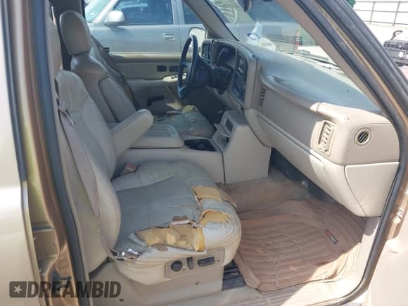 ✅ 2001 Chevrolet Suburban LS • VIN: 3GNEC16T21G214738 • Лот: 42433747. Опубликован ранее на IAAI с пробегом Не указан. Бесплатный доступ к архиву аукционных продаж из США и подробный отчёт об истории автомобиля на DreamBid. Изображение 5.