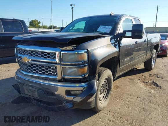 ✅ 2015 Chevrolet Silverado 1500 LT • VIN: 1GCVKREC0FZ378167 • Лот: 43416110. Опубликован ранее на IAAI с пробегом 228 394 миль. Бесплатный доступ к архиву аукционных продаж из США и подробный отчёт об истории автомобиля на DreamBid. Изображение 2.