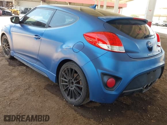 ✅ 2016 Hyundai Veloster Turbo • VIN: KMHTC6AE4GU262474 • Lot: 42645454. Wystawiony na IAAI z przebiegiem 123 804 mil. Bezpłatny archiwum sprzedaży aukcyjnych z USA i szczegółowy raport historii pojazdu na DreamBid. Zdjęcie 3.