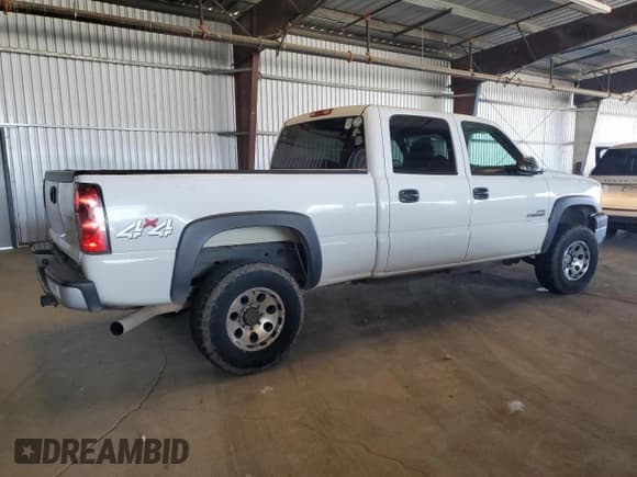 ✅ 2007 Chevrolet Silverado 2500HD LT3 • VIN: 1GCHK23D97F107255 • Лот: 66758015. Опубликован ранее на Copart с пробегом 433 768 миль. Бесплатный доступ к архиву аукционных продаж из США и подробный отчёт об истории автомобиля на DreamBid. Изображение 3.