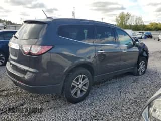 ✅ 2016 Chevrolet Traverse LT • VIN: 1GNKRGKD8GJ341990 • Lot: 69833644. Wystawiony na Copart z przebiegiem 174 865 mil. Bezpłatny archiwum sprzedaży aukcyjnych z USA i szczegółowy raport historii pojazdu na DreamBid. Zdjęcie 3.