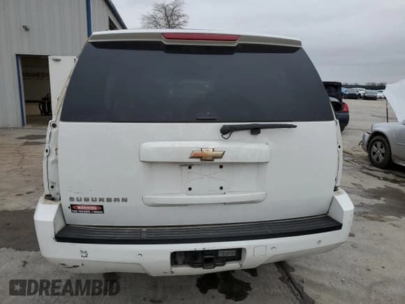 ✅ 2008 Chevrolet Suburban LTZ • VIN: 3GNFC16J58G313471 • Lot: 46770114. Wystawiony na Copart z przebiegiem 251 801 mil. Bezpłatny archiwum sprzedaży aukcyjnych z USA i szczegółowy raport historii pojazdu na DreamBid. Zdjęcie 6.
