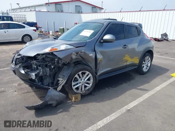 ✅ 2012 Nissan Juke SV • VIN: JN8AF5MV5CT123516 • Lot: 42131361. Wystawiony na IAAI z przebiegiem 101 896 mil. Bezpłatny archiwum sprzedaży aukcyjnych z USA i szczegółowy raport historii pojazdu na DreamBid. Zdjęcie 2.