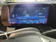 ✅ 2025 Chevrolet Equinox FWD LT • VIN: 3GNAXHEG8SL315131 • Lot: 92341835. Listed on Copart with 14,885 mi. Free auction sales archive from the USA and detailed vehicle history report at DreamBid. Image 9.