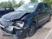 ✅ 2016 Chrysler Town & Country S • VIN: 2C4RC1HG1GR128270 • Lot: 43029016. Listed on IAAI with 109,074 mi. Free auction sales archive from the USA and detailed vehicle history report at DreamBid. Image 2.