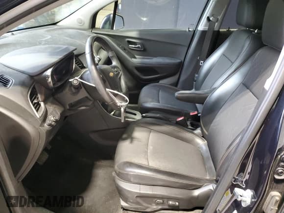 ✅ 2021 Chevrolet Trax LT • VIN: KL7CJLSB6MB310851 • Lot: 90587075. Listed on Copart with 34,986 mi. Free auction sales archive from the USA and detailed vehicle history report at DreamBid. Image 7.