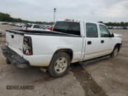 ✅ 2005 Chevrolet Silverado 1500 LS • VIN: 2GCEC13T451226823 • Лот: 65417044. Опубликован ранее на Copart с пробегом 267 582 миль. Бесплатный доступ к архиву аукционных продаж из США и подробный отчёт об истории автомобиля на DreamBid. Изображение 3.