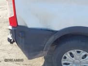 ✅ 2018 Ford Transit Passenger XL • VIN: 1FBZX2YM1JKA33699 • Lot: 41786863. Wystawiony na IAAI z przebiegiem 138 735 mil. Bezpłatny archiwum sprzedaży aukcyjnych z USA i szczegółowy raport historii pojazdu na DreamBid. Zdjęcie 6.