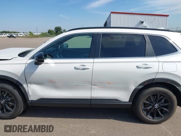 ✅ 2025 Honda CR-V Sport-L • VIN: 7FARS6H81SE100986 • Лот: 43332285. Опубликован ранее на IAAI с пробегом 5 812 миль. Бесплатный доступ к архиву аукционных продаж из США и подробный отчёт об истории автомобиля на DreamBid. Изображение 14.