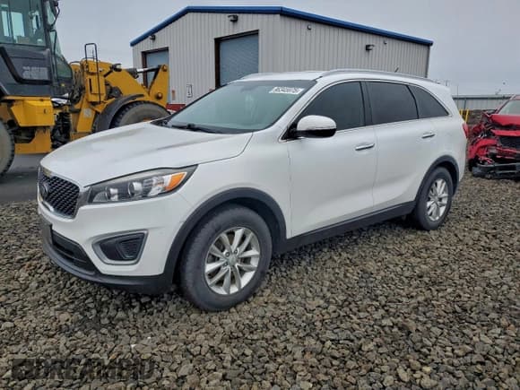 ✅ 2017 Kia Sorento LX • VIN: 5XYPG4A57HG196696 • Lot: 96345975. Listed on Copart with 83,257 mi. Free auction sales archive from the USA and detailed vehicle history report at DreamBid. Image 1.