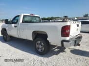 ✅ 2012 Chevrolet Silverado 2500HD Work Truck • VIN: 1GC0CVCG5CF138907 • Lot: 63101555. Wystawiony na Copart z przebiegiem 332 432 mil. Bezpłatny archiwum sprzedaży aukcyjnych z USA i szczegółowy raport historii pojazdu na DreamBid. Zdjęcie 2.