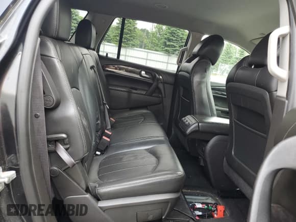 ✅ 2015 Buick Enclave Leather • VIN: 5GAKVBKD2FJ250608 • Lot: 60839135. Wystawiony na Copart z przebiegiem 116 275 mil. Bezpłatny archiwum sprzedaży aukcyjnych z USA i szczegółowy raport historii pojazdu na DreamBid. Zdjęcie 11.