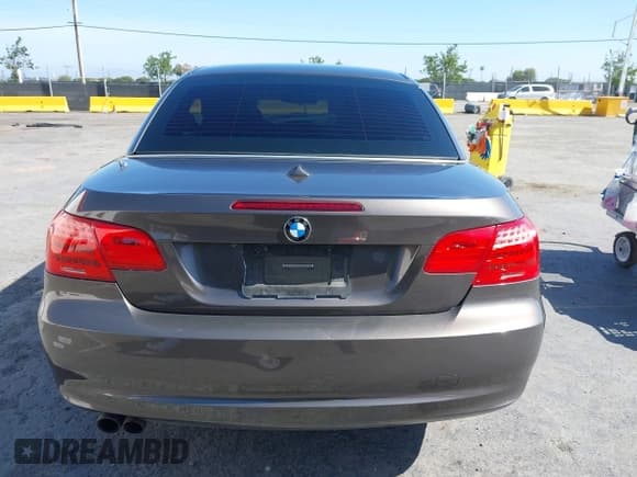 ✅ 2011 BMW 3 Series 328i • VIN: WBADW7C57BE545373 • Lot: 42259792. Wystawiony na IAAI z przebiegiem Nie podano. Bezpłatny archiwum sprzedaży aukcyjnych z USA i szczegółowy raport historii pojazdu na DreamBid. Zdjęcie 16.