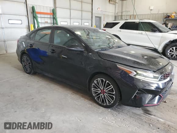 ✅ 2023 Kia Forte GT • VIN: 3KPF44AC7PE617251 • Lot: 81890535. Wystawiony na Copart z przebiegiem 86 858 mil. Bezpłatny archiwum sprzedaży aukcyjnych z USA i szczegółowy raport historii pojazdu na DreamBid. Zdjęcie 4.