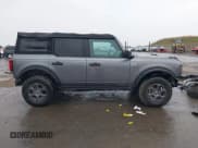 ✅ 2021 Ford Bronco • VIN: 1FMDE5BH4MLA77019 • Lot: 41479056. Wystawiony na IAAI z przebiegiem 30 484 mil. Bezpłatny archiwum sprzedaży aukcyjnych z USA i szczegółowy raport historii pojazdu na DreamBid. Zdjęcie 14.