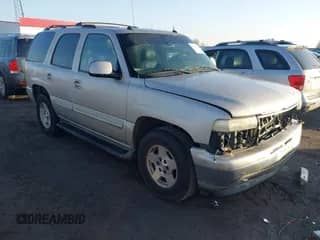 2005 Chevrolet Tahoe LS с VIN 1GNEC13T55R219636, выставлен на аукционе IAAI как лот 41185514 с пробегом 257 459 миль миль и . История ставок и продаж доступна на DreamBid. Изображение 1.